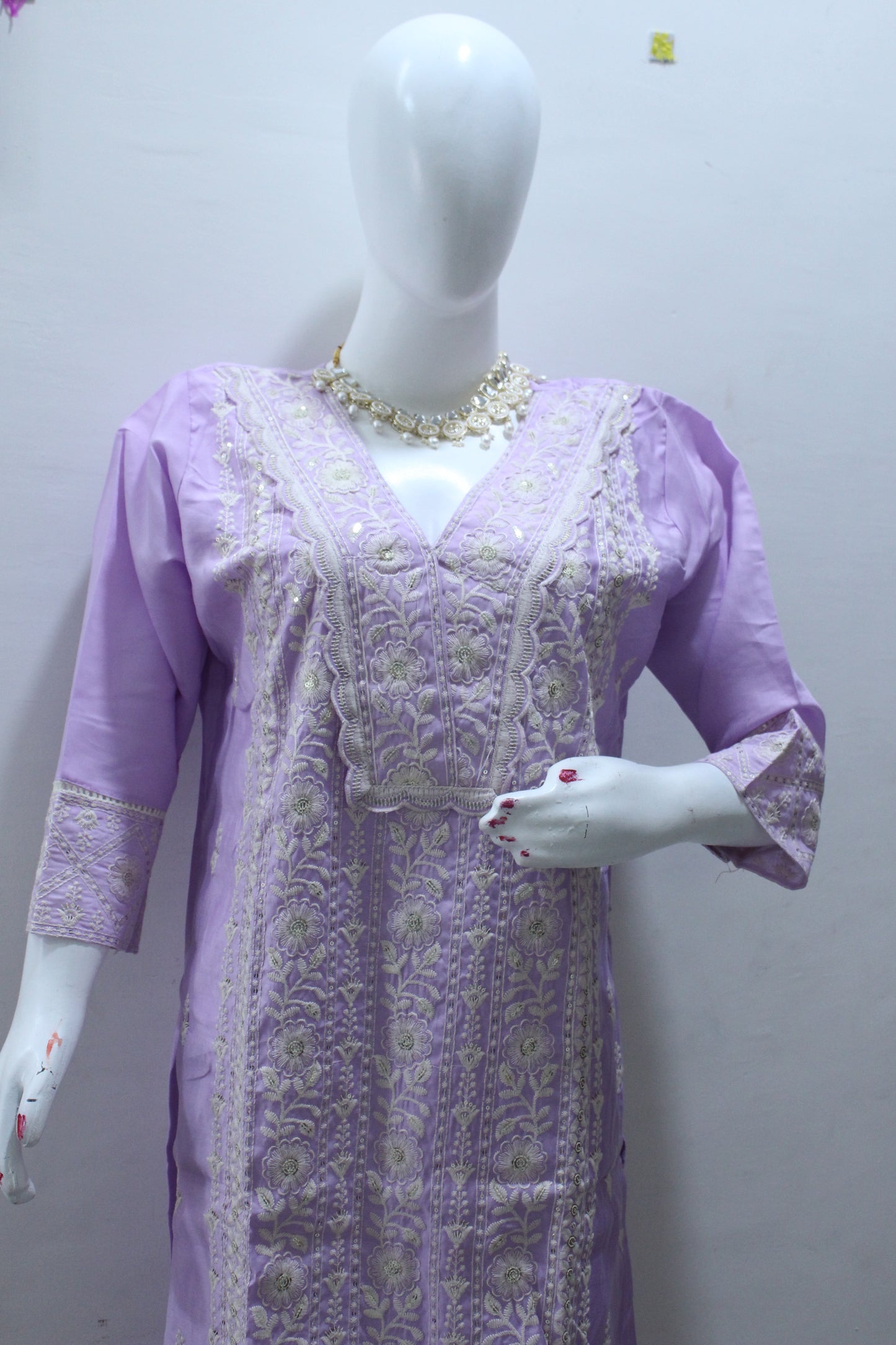 Shriyaani white thread cotton blend liliac ( purple  kurti set