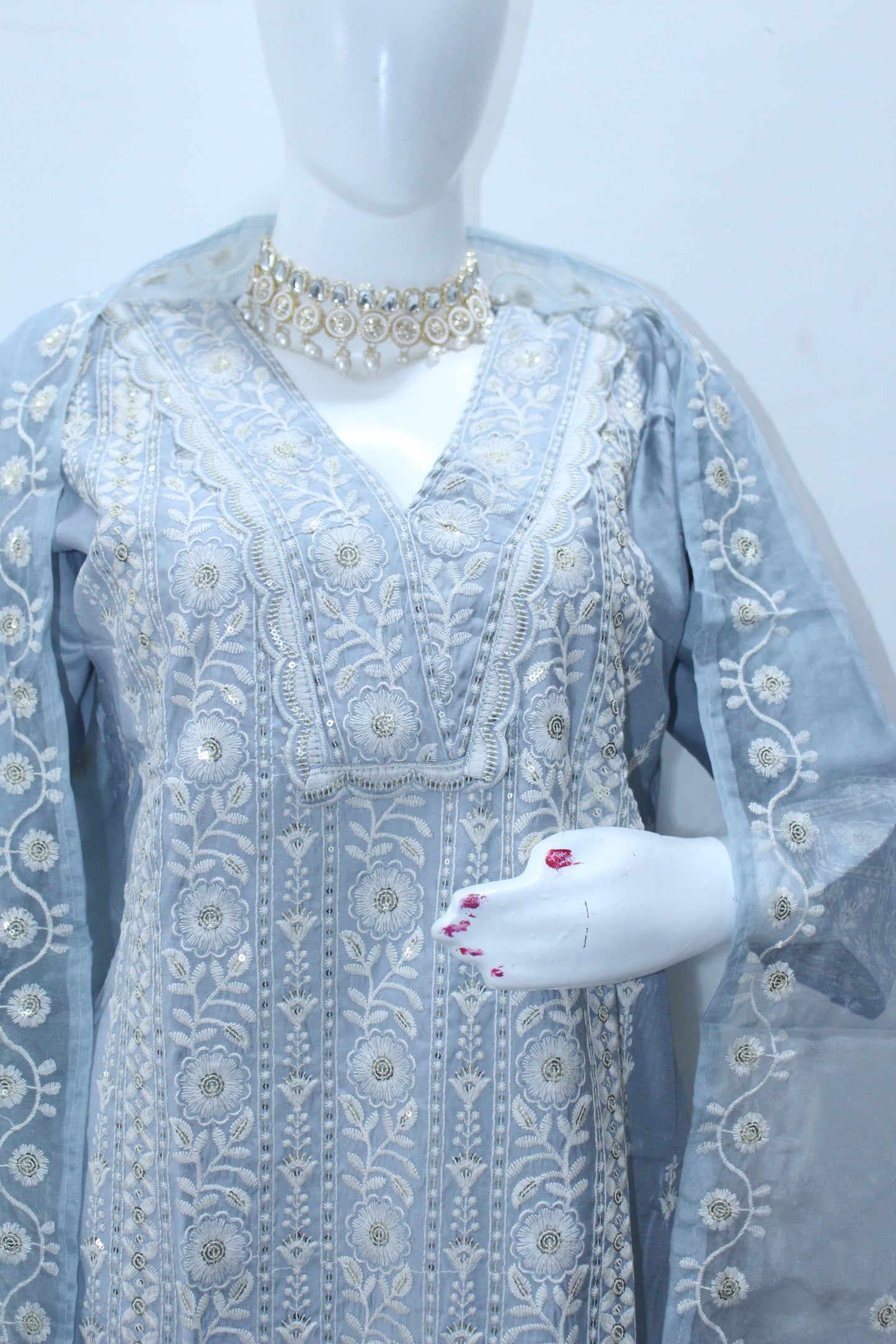 Shriyaani white thread cotton blend powder grey kurti set