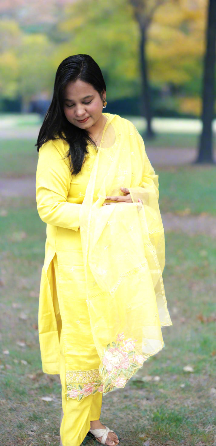 YELLOW SILK KURTA SET WITH PAKISTANI STYLE ORGANZA DUPATTA