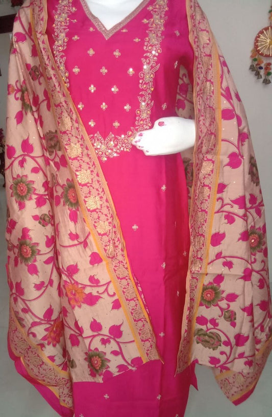 MAGENTA SILK SUIT WITH PRINTED DUPPATA